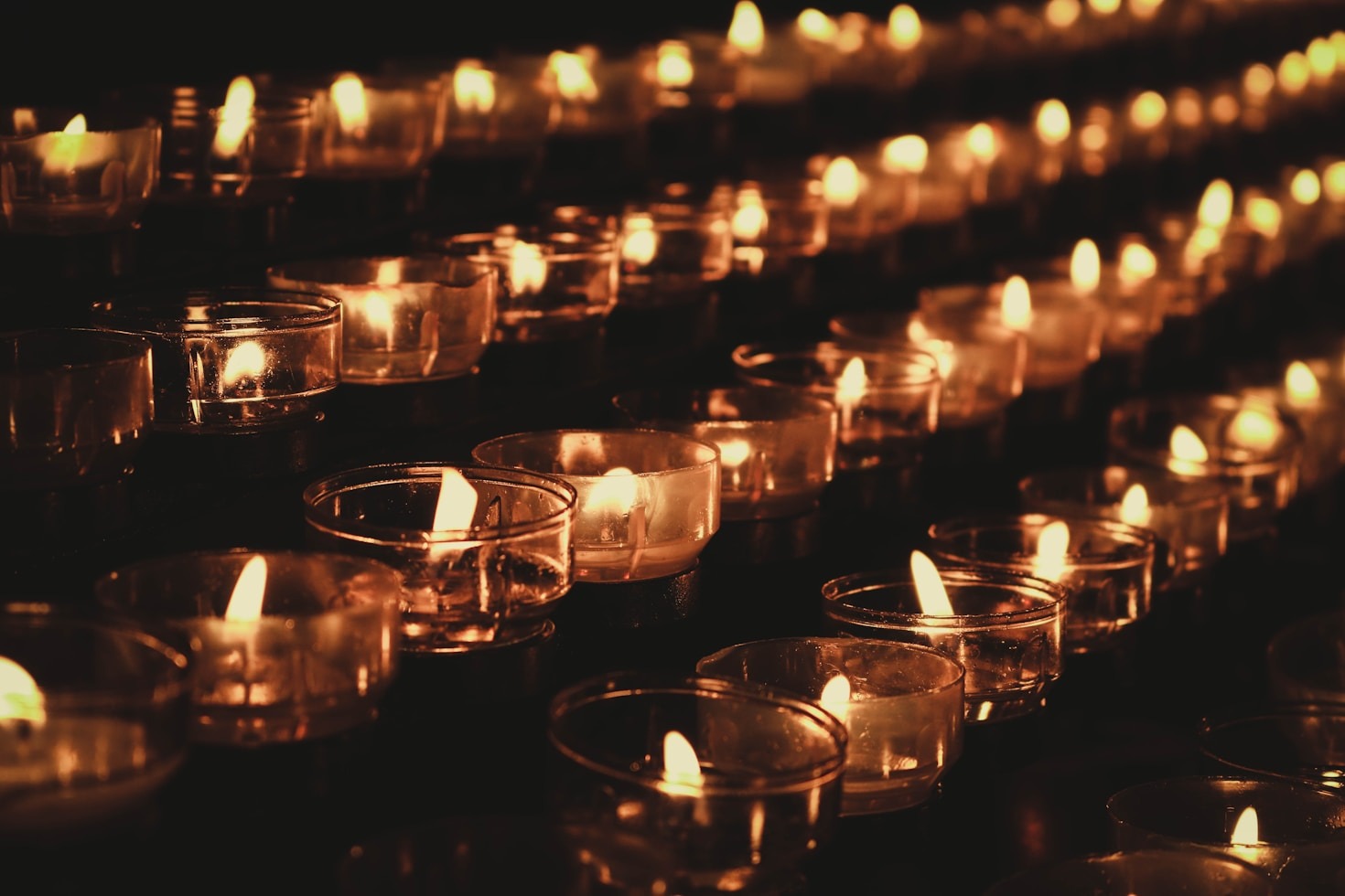 Exploring the Impact of Aromatherapy in Everyday Life